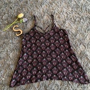 Mossimo floral tops size S